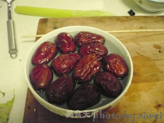 Red Robe Lotus Seed recipe