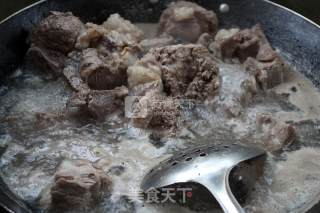 Lotus Root Lettuce Spare Rib Soup recipe