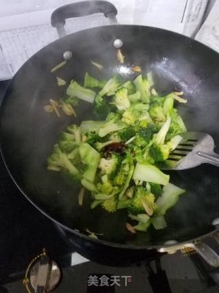 Broccoli in Oyster Sauce recipe