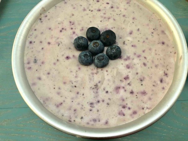 Gradient Blueberry Mousse recipe