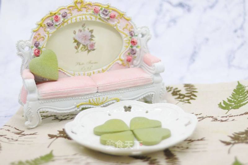 Four-leaf Clover Biscuits recipe