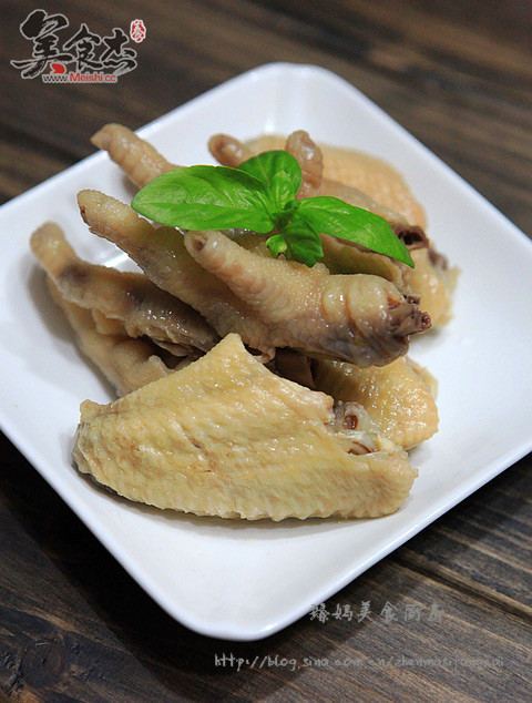 Braised Chicken Wings and Chicken Feet recipe