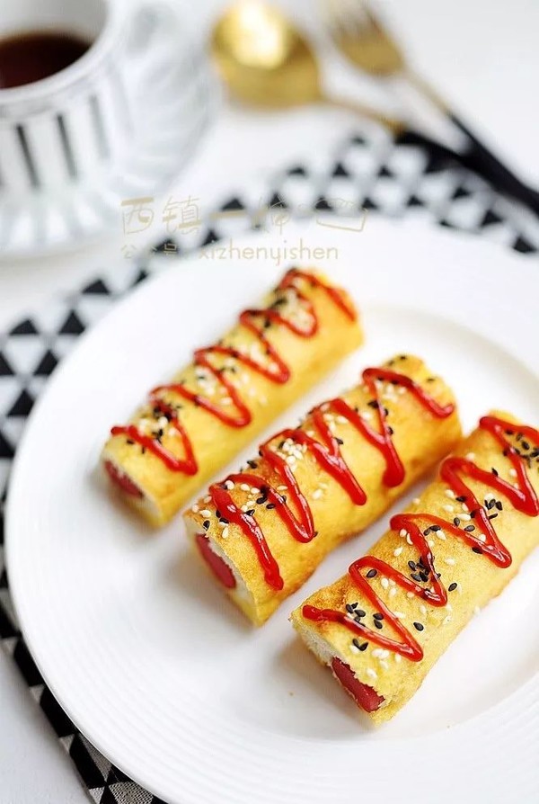 Fried Pan Version Toast Sausage Egg Rolls recipe