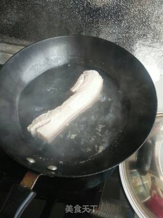 Braised Soybeans with Pork Belly and Eggs recipe