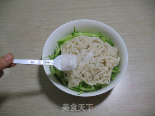 Cucumber with Golden Needle Mushroom recipe