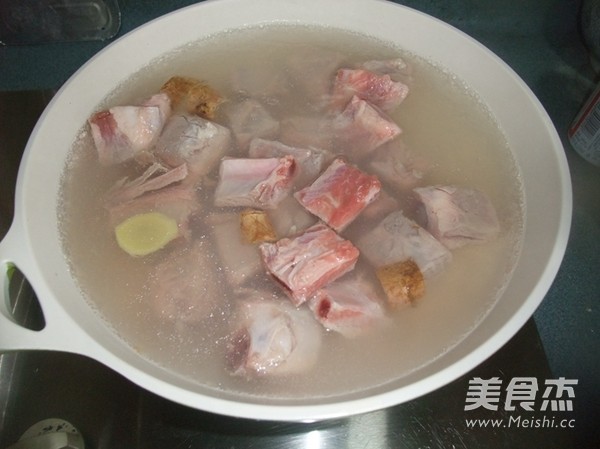 Braised Pork Ribs with Beer Fermented Bean Curd recipe