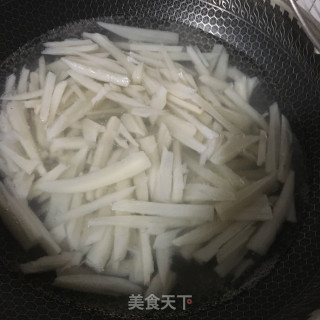 Home-style Fried Lotus Root recipe