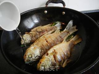 Scallion Crucian Carp recipe