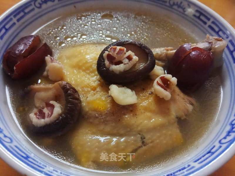 Red Dates and Gorgon Chicken Soup recipe