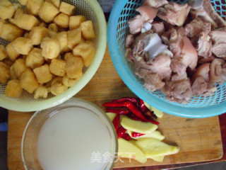 [home-cooked Meat Dishes Suitable for Summer]---stir-fried Hoof Pork with Wine recipe