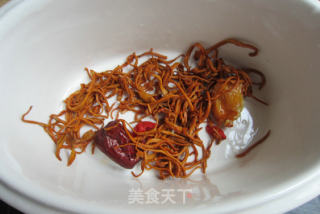 Golden Cordyceps and Yam Chicken Soup recipe