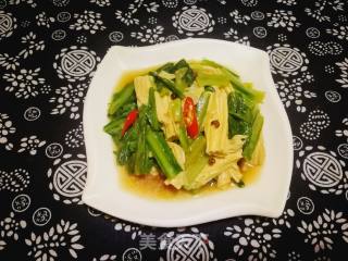 #团圆饭# Stir-fried Yuba with Oily Wheat and Vegetables recipe