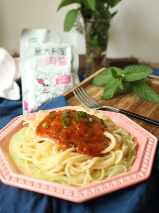Spaghetti with Green Bamboo Shoots and Meat Sauce