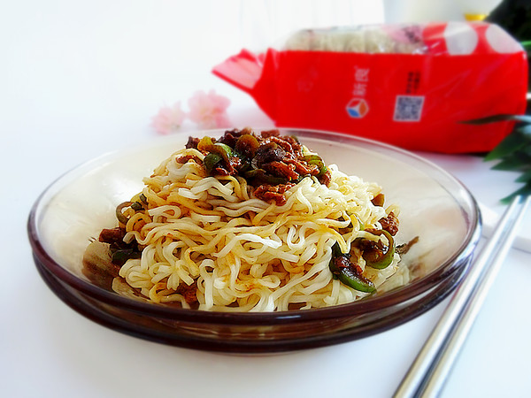Fried Noodles with Sauce recipe