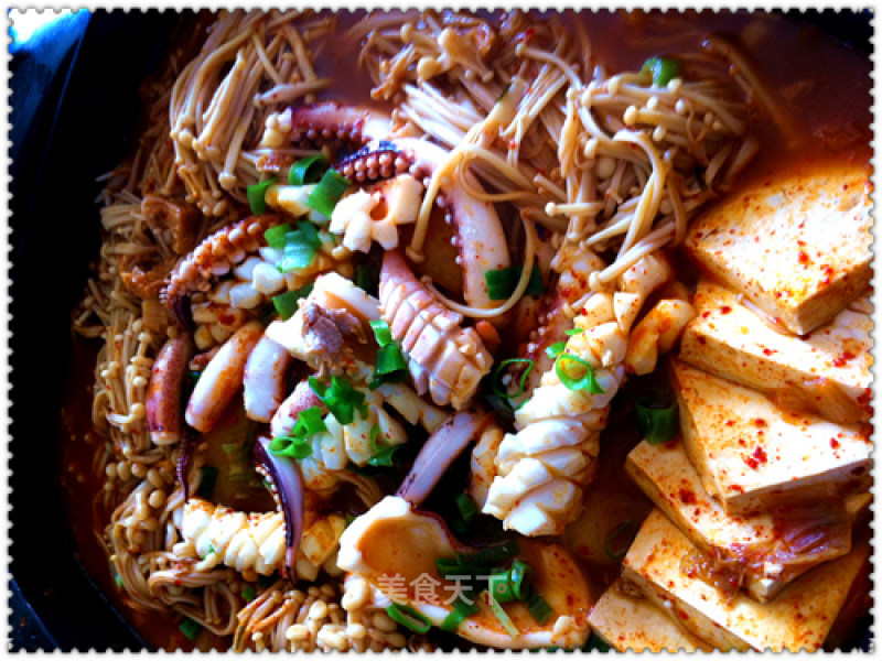 Korean Spicy Cabbage Tofu Pot