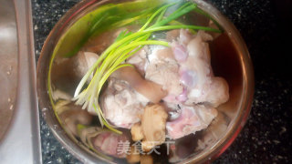 Soy Stewed Trotter recipe