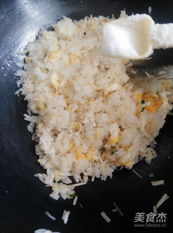 Fried Rice with Enoki Mushroom and Egg recipe