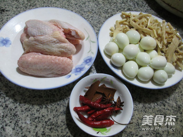 Braised Medium Fin with Quail Egg and Bamboo Shoots recipe