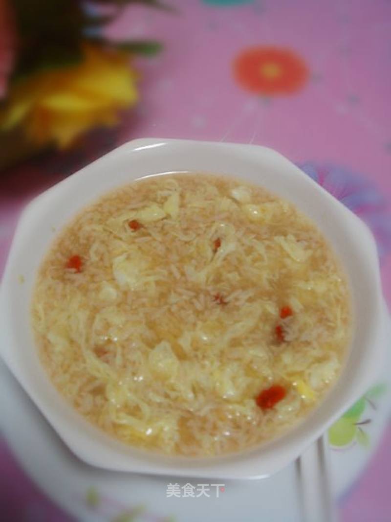 Chinese Wolfberry Vinasse and Egg Flower Soup
