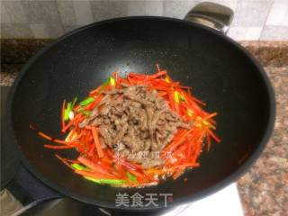 Stir-fried Shredded Beef with Carrots recipe