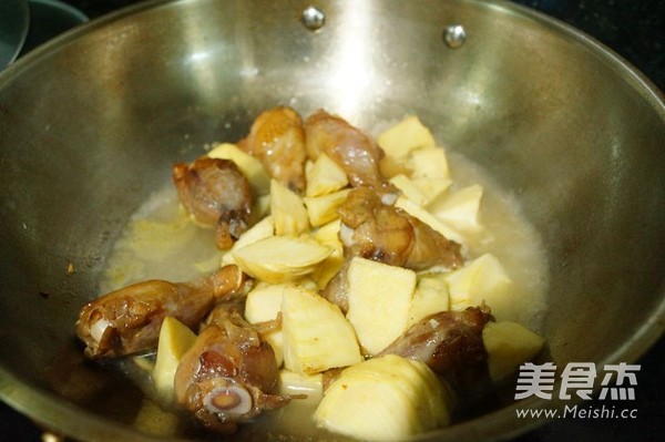 Braised Pork Fin with Winter Bamboo Shoots recipe