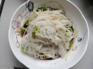 Spicy and Sour Pork Noodle Soup recipe