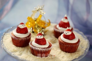 Santa Cupcakes recipe