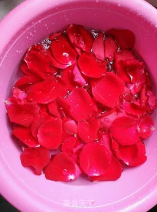 Fresh Flower Glutinous Rice Balls recipe