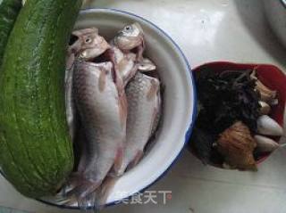 Loofah and Crucian Carp Casserole recipe