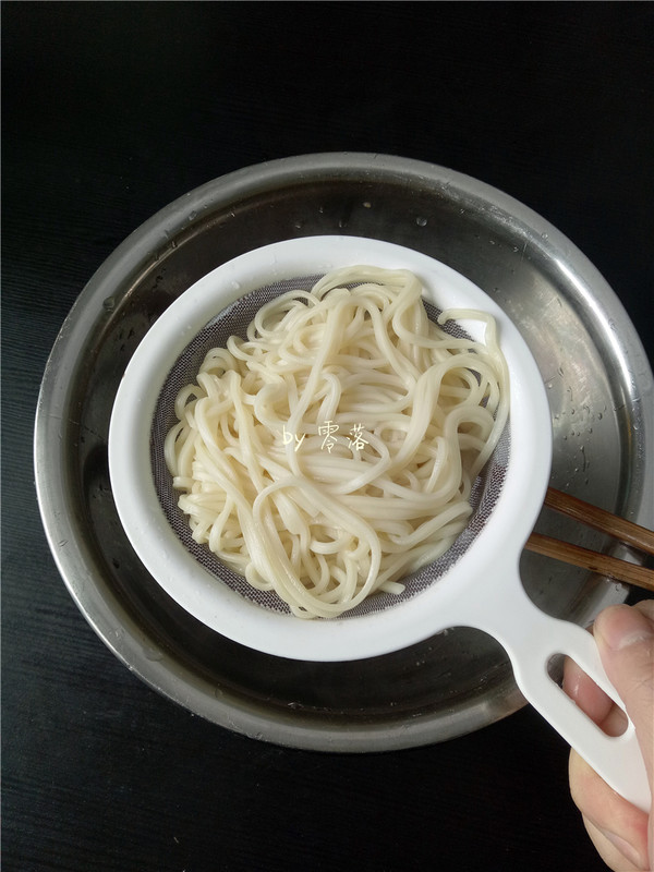 Spicy Dry Noodles recipe