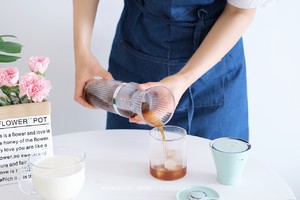 Dongling Lok Brew Cup + Ice Bok Cold Brew Coffee recipe