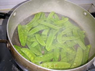 #蜡味# Cured Meat Snow Peas recipe