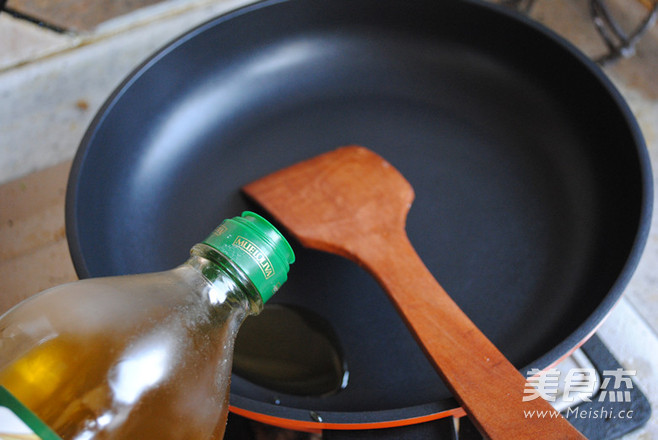 Pan-fried Chicken Breast Fried Rice recipe