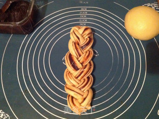 Jujube Braid Bread recipe