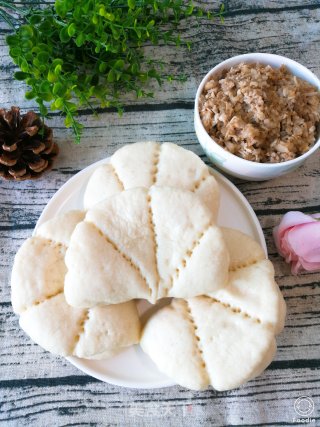 Lotus Leaf Cake with Meat recipe