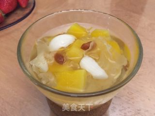 Papaya, Lily and Tremella Soup recipe