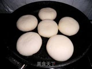 Change to Frying Method-steamed Bun Recipe [boiled Bean Paste Cake] recipe