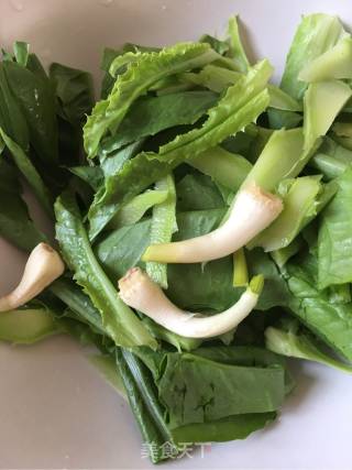 Peanuts Mixed with Lettuce recipe