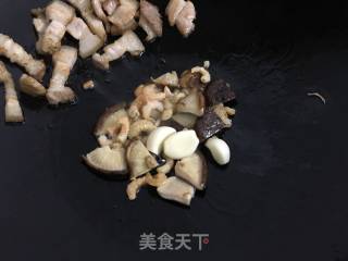 Braised Sea Cucumber with Pleurotus Eryngii recipe