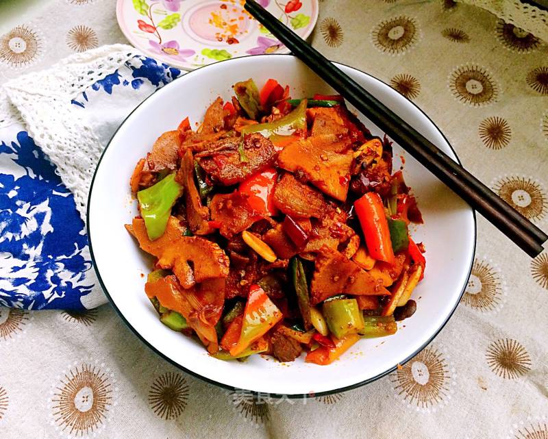 Pickled Pepper and Dried Bamboo Shoots Twice Cooked Pork recipe