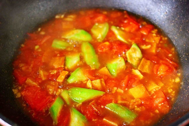 Braised Loofah with Tomato Sauce recipe