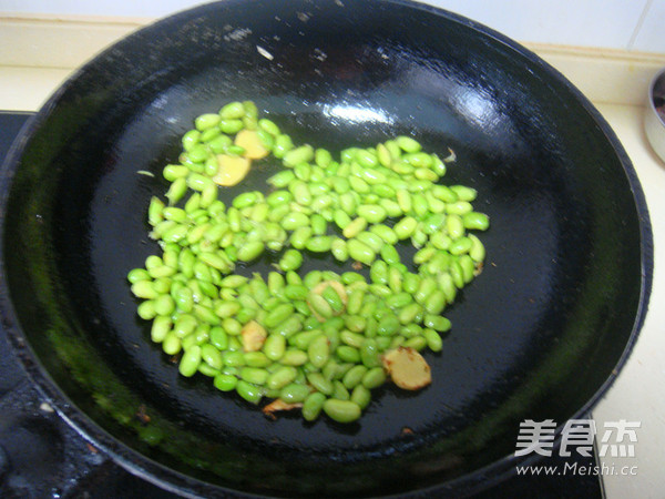 Stir-fried Duck Gizzards with Green Pepper and Edamame recipe