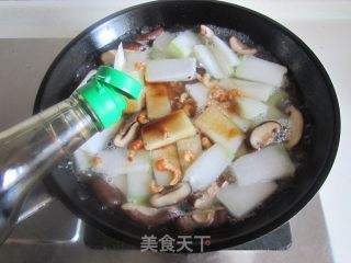 Grilled Winter Melon with Shiitake Mushrooms recipe