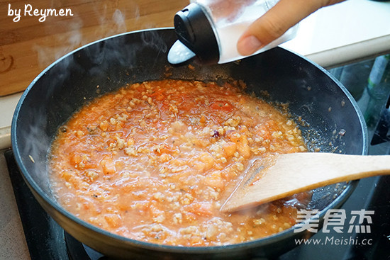 Tomato Spaghetti Bolognese recipe