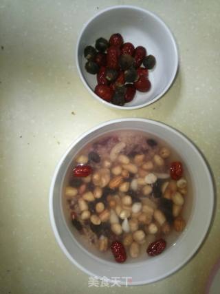 Mom's Taste Longan and Red Dates Eight-treasure Porridge recipe