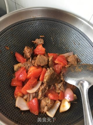 "meat, Meat Dishes" Stir-fried Beef with Onion and Tomato recipe