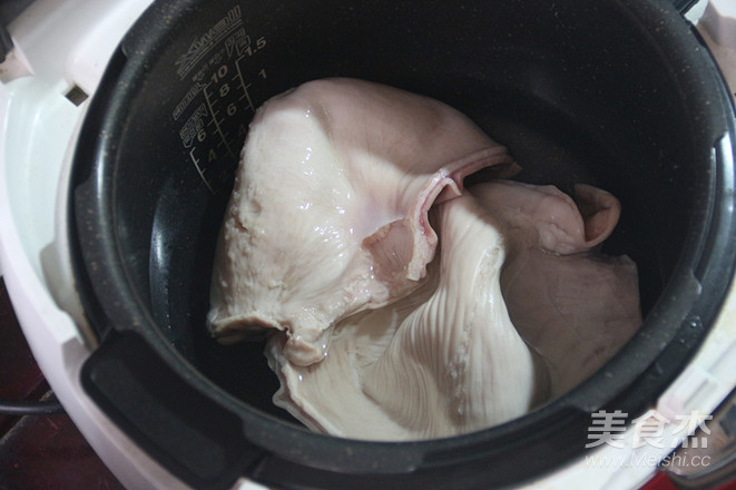 White Pepper Pork Belly Chicken Soup recipe