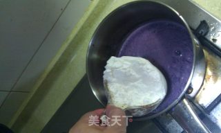 Purple Shoe-shaped Steamed Dumplings recipe
