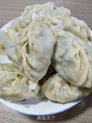 Steamed Dumplings with Shrimp, Leek and Egg recipe