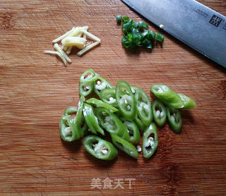 Stir-fried Beef Shredded in Sauce recipe